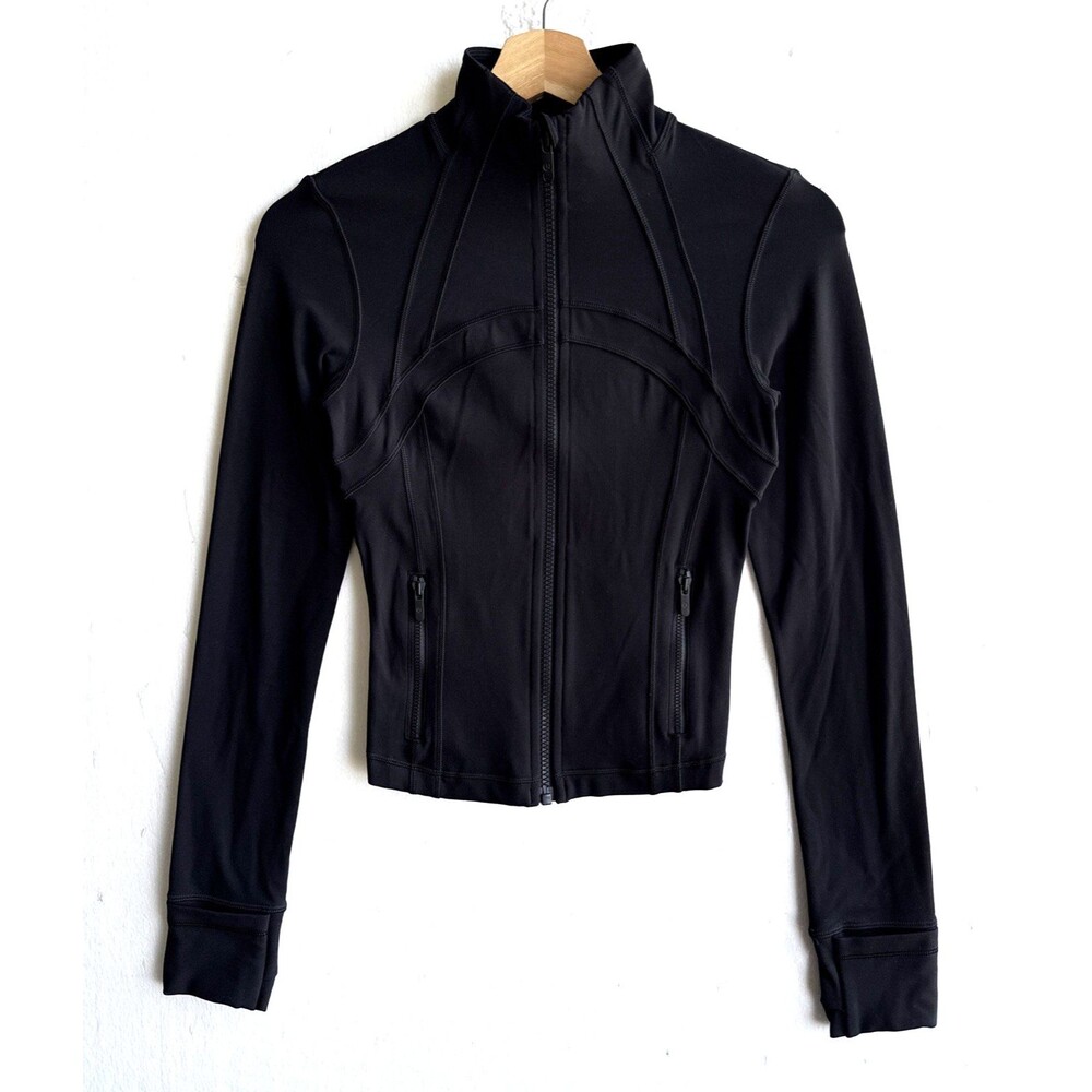 Lululemon Women’s Size 4 Black Long Sleeve Pockets Full-Zip Define Nulu Jacket
